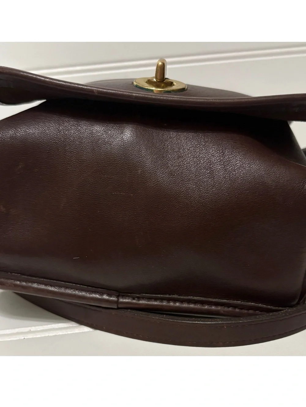 COACH Vintage Companion Flap Brown Leather Small Crossbody Shoulder Bag 9076